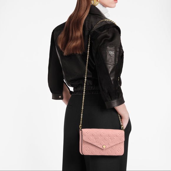 Louis Vuitton Handbags - Louis Vuitton Félicie Pochette bag in Rose Poudre